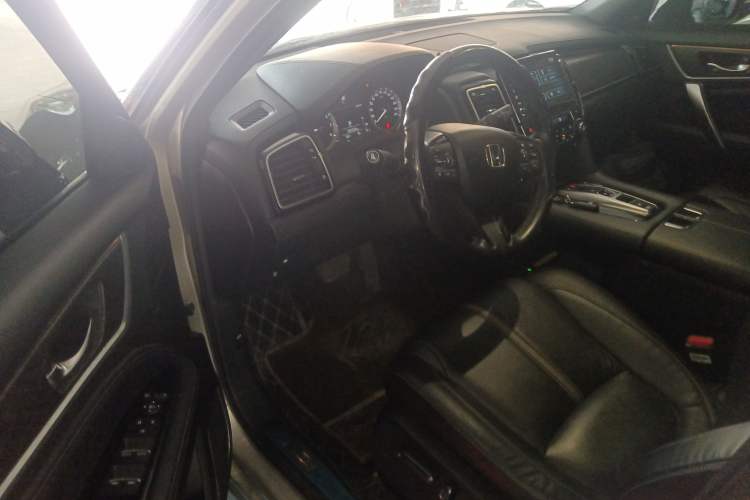 Used Honda UR-V 2020 370TURBO Two-Wheel Drive Luxury Edition