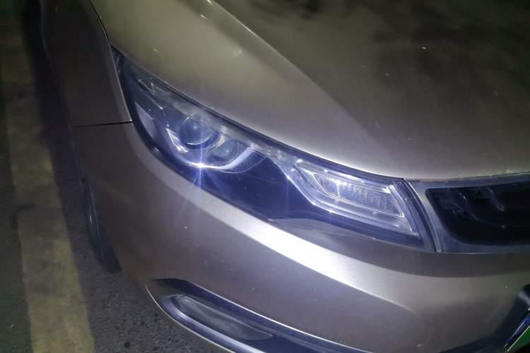 Used Geely Auto Emgrand GL 2017 1.3T DCT Elite Model Right Front Headlight