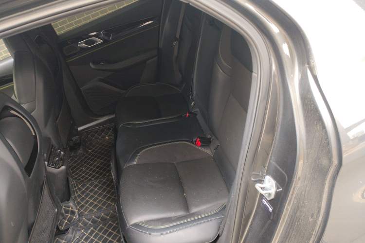 Used Lynk & Co 03 2023 1.5TD DCT JingPro Left Rear Seat