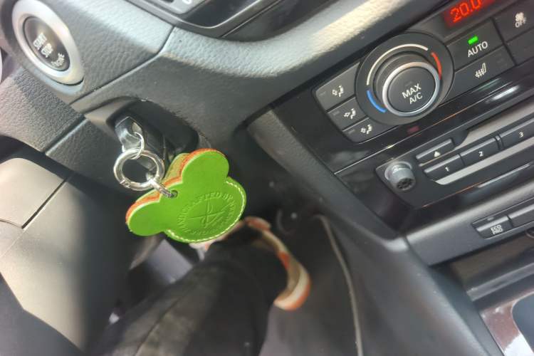 Used BMW X1 2012 xDrive20i Vehicle Key