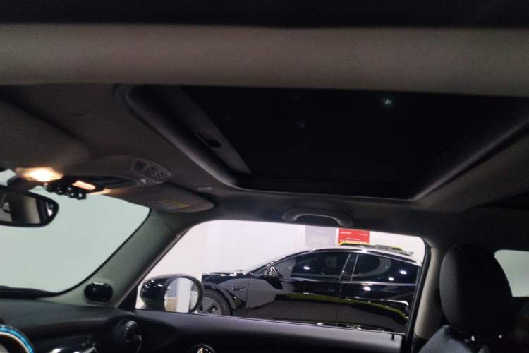 Used MINI 2023 Updated 1.5T COOPER Artist
