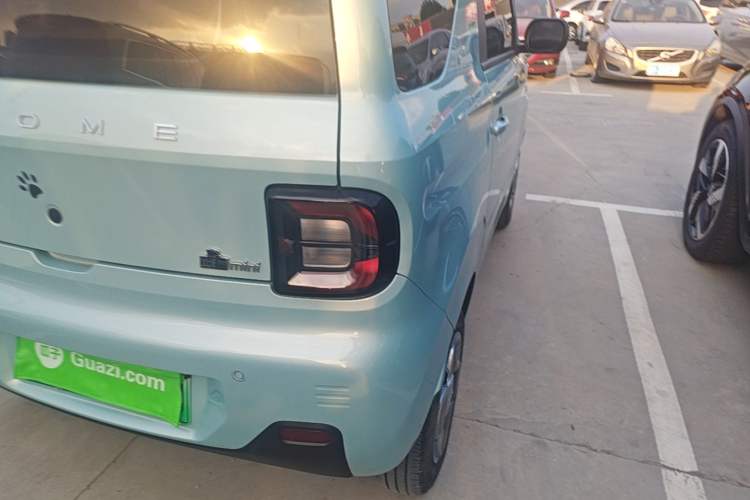 Used Geely Galaxy Panda 2024 Panda Mini 200km Endurance Bear
