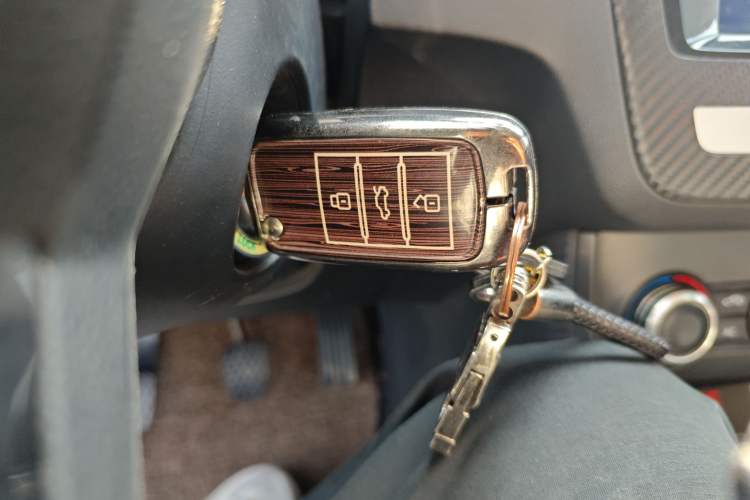 Used MG ZS 2020 Global Bestseller with 1.5L Engine Manual Transmission and a Massive 65-Inch Panoramic Sunroof Version
