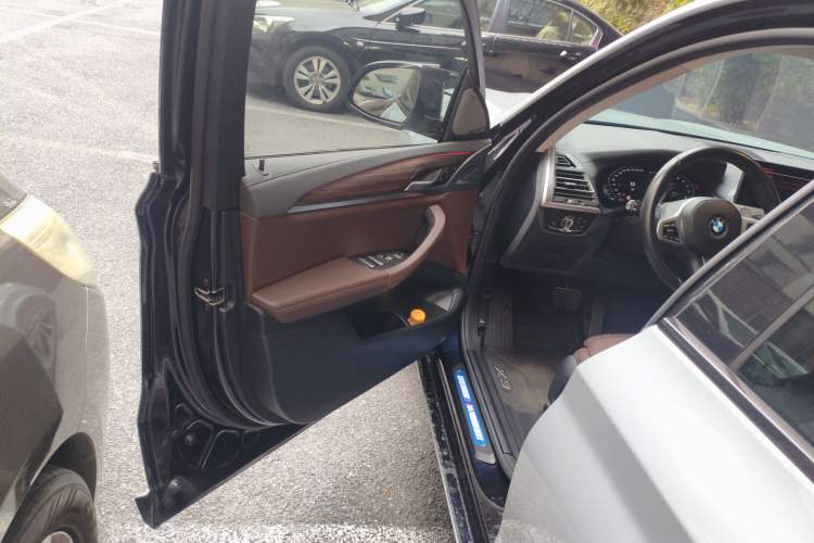 Used BMW X3 2022 xDrive30i Luxury Model M Night Sky Package
