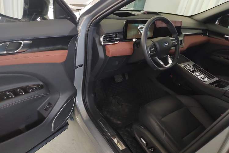 Used Ford Equator New Energy 2025 Luxury Plus Version Driver Seat