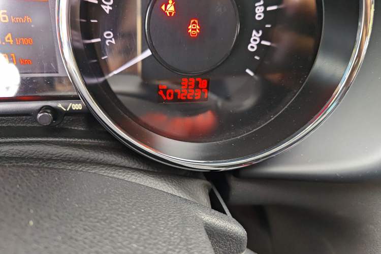 Used Peugeot 3008 2013 2.0L Automatic Trend Edition