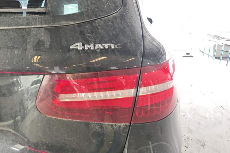 Used Mercedes-Benz GLC 2017 GLC 260 4MATIC Luxury Model