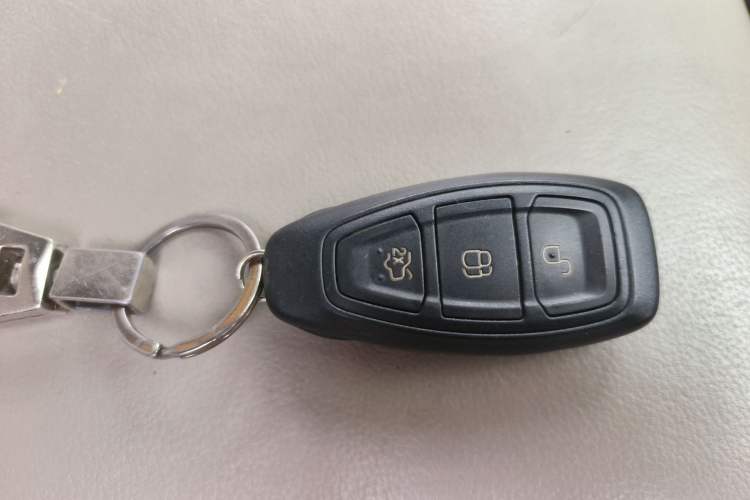 Used Ford Kuga 2013 2.0L GTDi Four-Wheel Drive Premium Model Vehicle Key