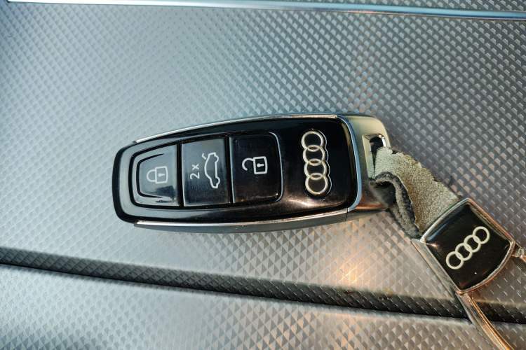 Used Audi A6L 2024 40 TFSI Luxury Dynamic Edition Vehicle Key