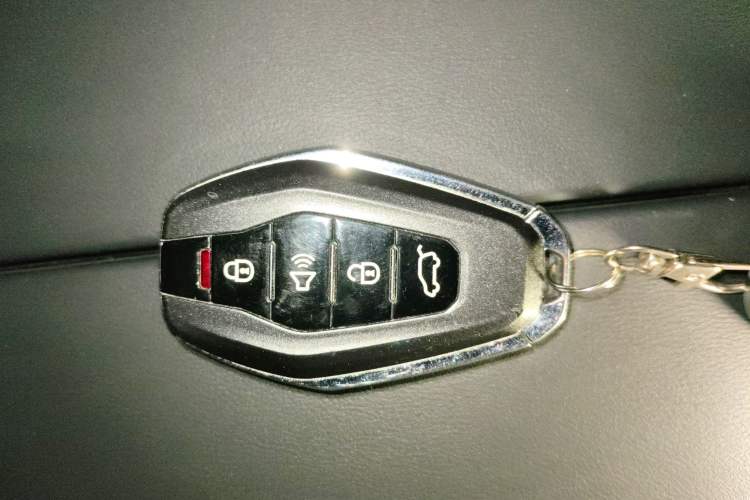 Used JETOUR X90 2021 1.6T DCT Shadow Edition 7-Seater Vehicle Key