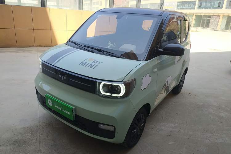 Used Wuling Hongguang MINIEV 2022 Macaron Premium Model – Lithium Iron Phosphate