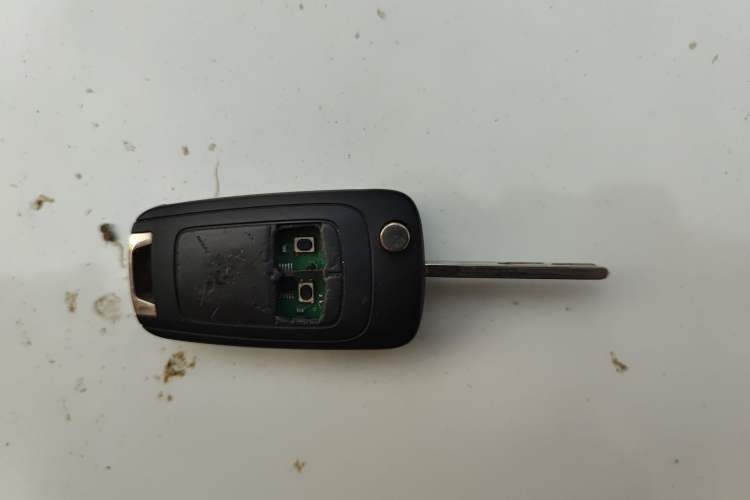 Used Chevrolet Trax 2016 1.4T Manual Two-Wheel Drive Comfort Version with Sunroof