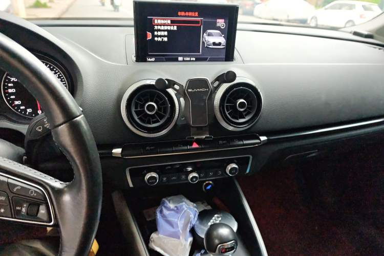 Used Audi A3 2019 Limousine 35 TFSI Fashion Edition China VI Emission Standard