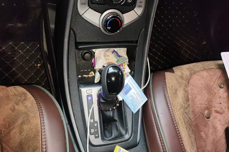 Used Hyundai Elantra (5th Generation / Langdong) 2013 1.6L Automatic Leading Model
