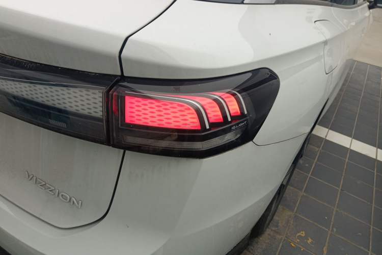 Used Volkswagen ID.7 VIZZION 2024 AIR model Exterior 3