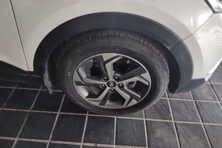 Used Hyundai ix25 2017 1.6L Automatic Smart Version Right Front Wheel Hub