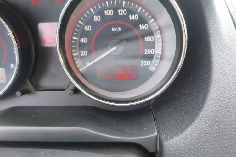 Used Bestune B50 2013 1.6L manual luxury version
