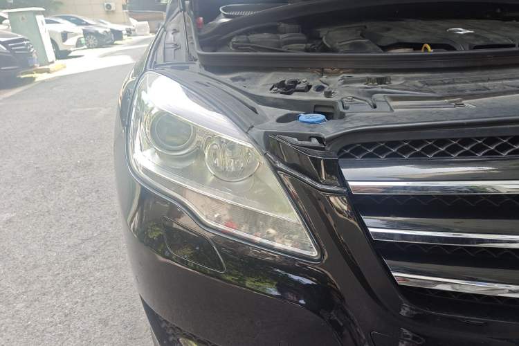 Used Mercedes-Benz R-Class 2014 R 320 4MATIC Business Model