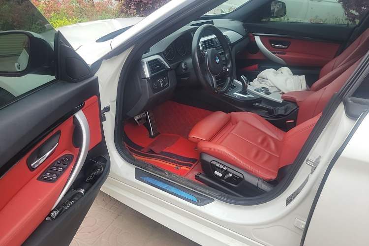 Used BMW 3 Series GT 2017 330i xDrive M Sport
