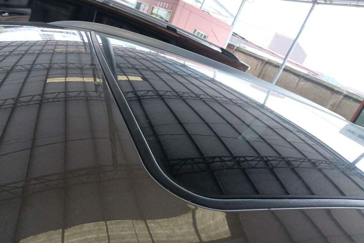 Used Buick Envision 2015 20T Two-Wheel-Drive Leading Model