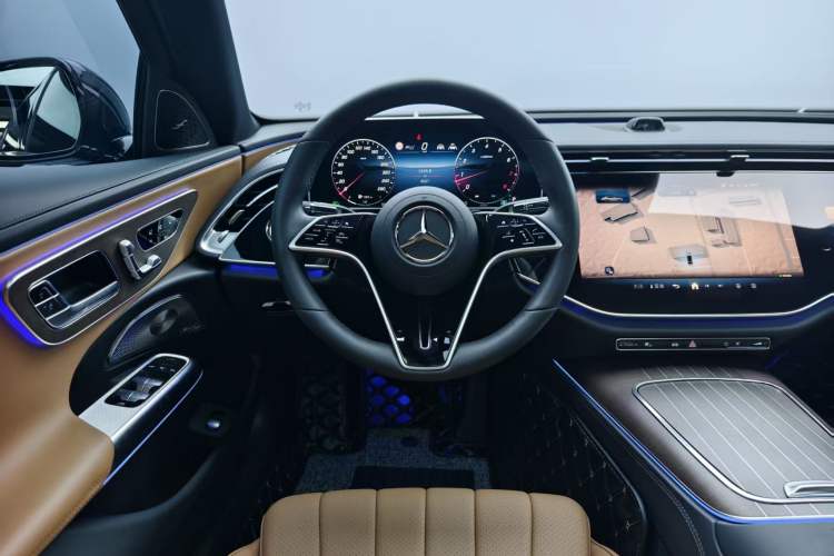 Used Mercedes-Benz E-Class 2025 Facelift E 300 L Luxury Edition Steering Wheel
