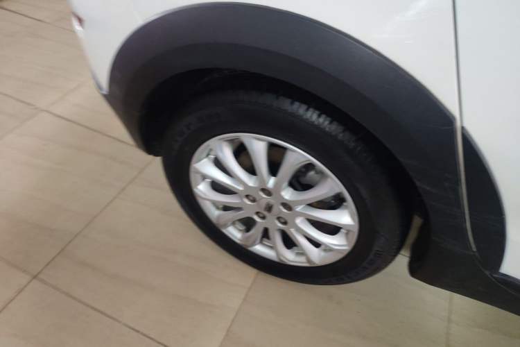 Used Qoros 3 2016 Urban SUV 1.6T Automatic Zhiyue Model
