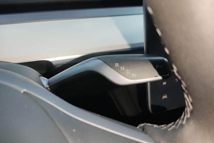 Used Tesla Model Y 2022 Rear-Wheel-Drive Version