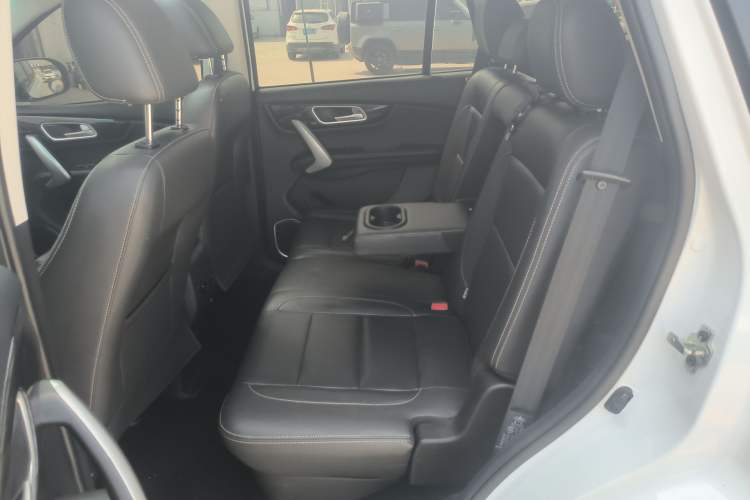 Used SWM X7 2018 1.8L Manual Comfort Version 7 Seats
