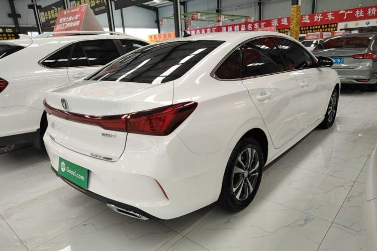 Used CHANGAN Eado 2023 Changan Edition PLUS Blue Whale NE 1.4T GDI DCT Prestige Version