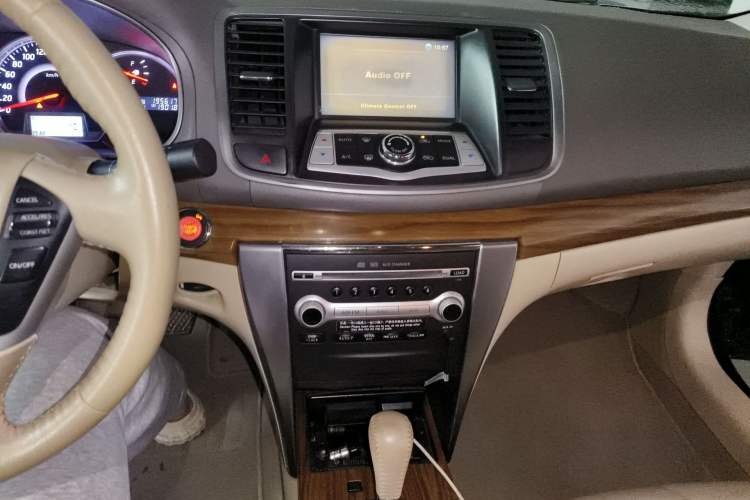 Used Nissan Teana 2011 2.5L XL Glory Edition
