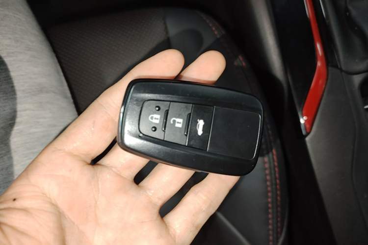 Used Toyota Levin 2021 Dual-Motor 1.8H E-CVT Sport Edition
