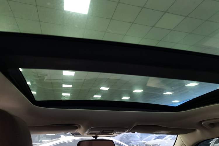 Used Geely Auto Emgrand X7 Sport 2021 1.8TD DCT Two-Wheel Drive Asian Games Edition
