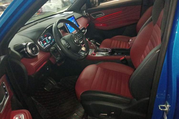 Used MG HS 2018 30T Automatic All-Wheel Drive Trophy Hormone-Infused Version China V Standard
