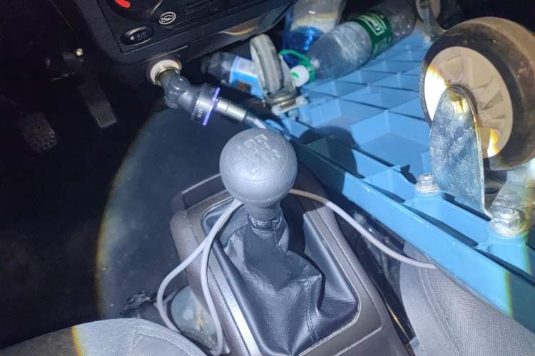 Used Wuling Rongguang 2017 1.5L Extended Basic Version Gear Lever