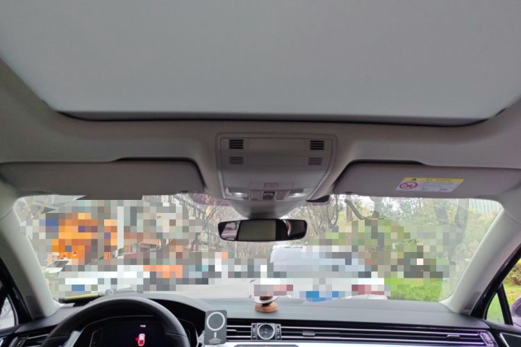 Used Volkswagen Magotan 2024 2 Million Units Zhongxiang Version 330TSI DSG Luxury Edition Headliner