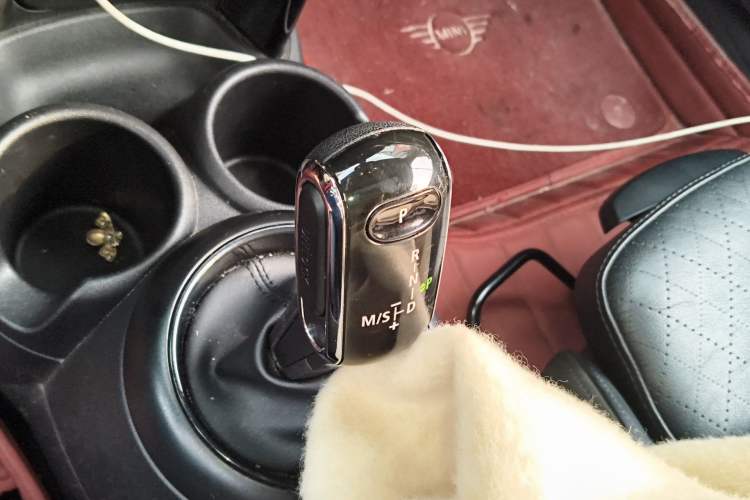 Used MINI 2018 1.5T COOPER Artist