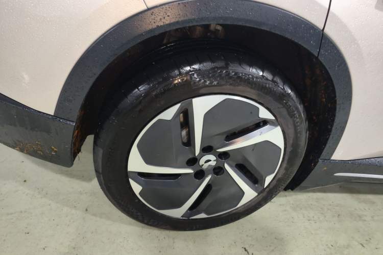 Used Nio ES6 2023 75 kWh
