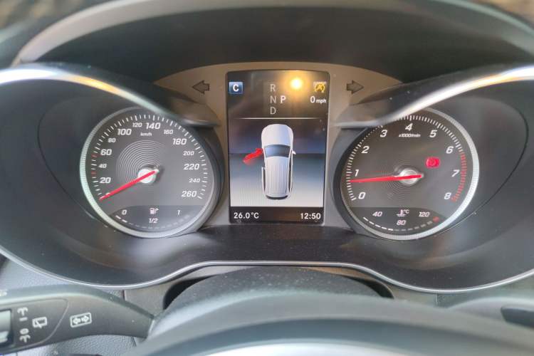 Used Mercedes-Benz GLC 2019 Facelift GLC 260 L 4MATIC Luxury Model