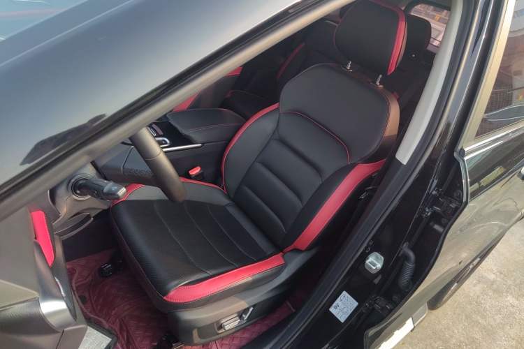 Used SOL X8 2021 300T DCT Prestige Smart Connectivity Edition 5-seater
