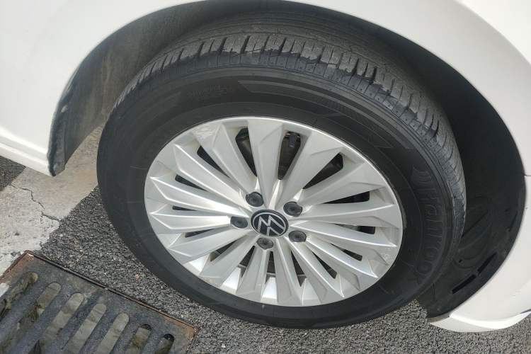 Used Volkswagen Lavida 2021 1.5L Automatic Comfort Edition
