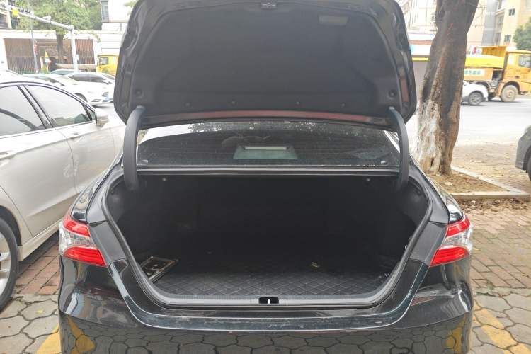 Used Toyota Camry 2019 Revised Version 2.5G Luxury Edition Trunk