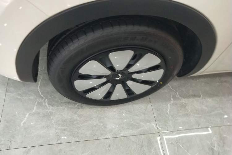 Used Wuling Bingo 2024 333 km Enjoyment Version