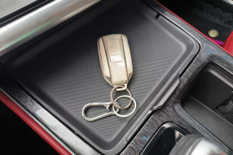 Used Dongfeng Aeolus Yixuan MAX 2021 1.5T Ultra-Stylish Trendsetter Edition