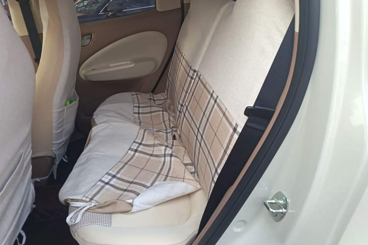 Used Wuling Hongguang MINIEV 2025 Four-Door Version Advanced Edition Left Rear Seat