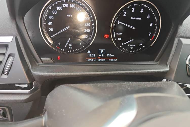 Used BMW 1 Series 2018 118i Sport Edition Odometer Close Up