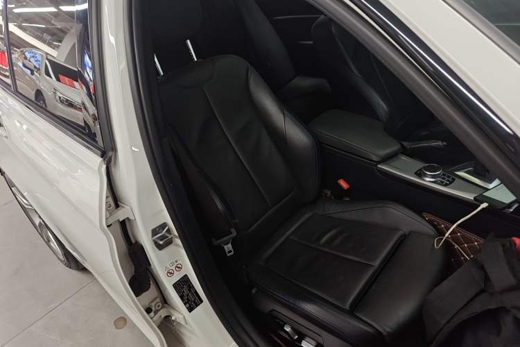 Used BMW 3 Series 2018 320i M Sport Night Edition