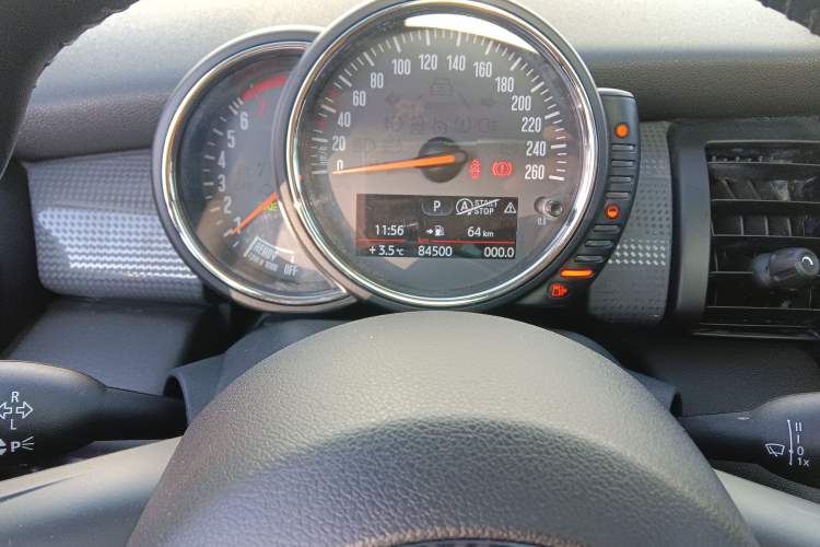 Used MINI MINI 2014 1.5T COOPER Fun
