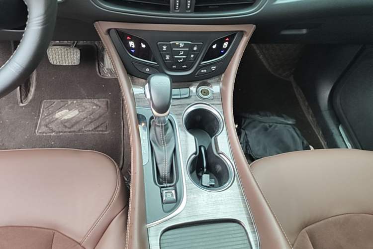 Used Buick Envision 2017 20T Two-Wheel Drive Luxury Model Gear Lever