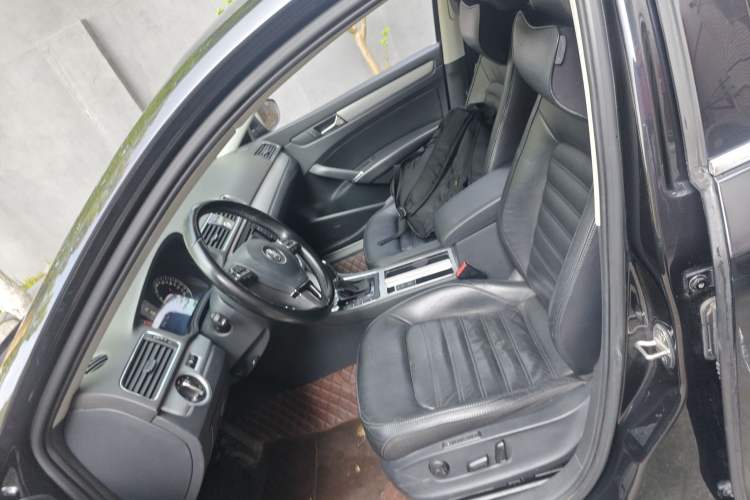 Used Volkswagen Passat 2015 1.8TSI DSG Prestige Edition
