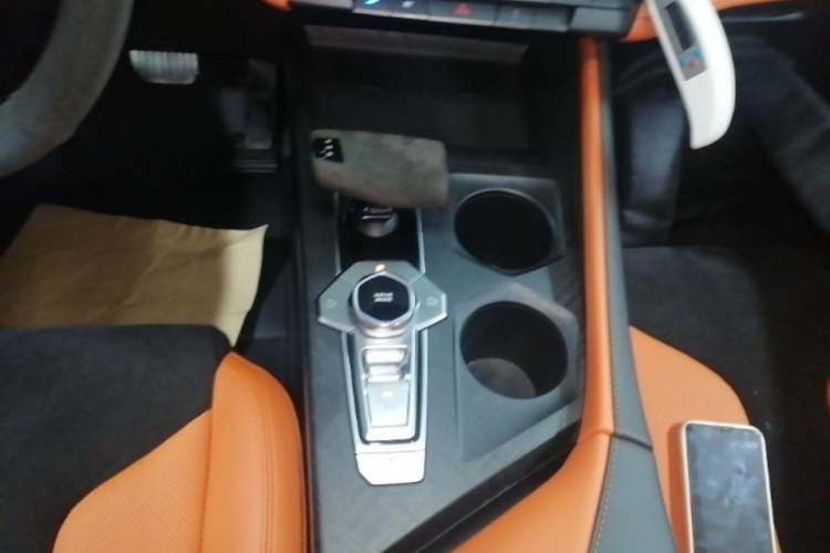 Used CHANGAN UNI-V 2024 2.0T Classic Sport Edition